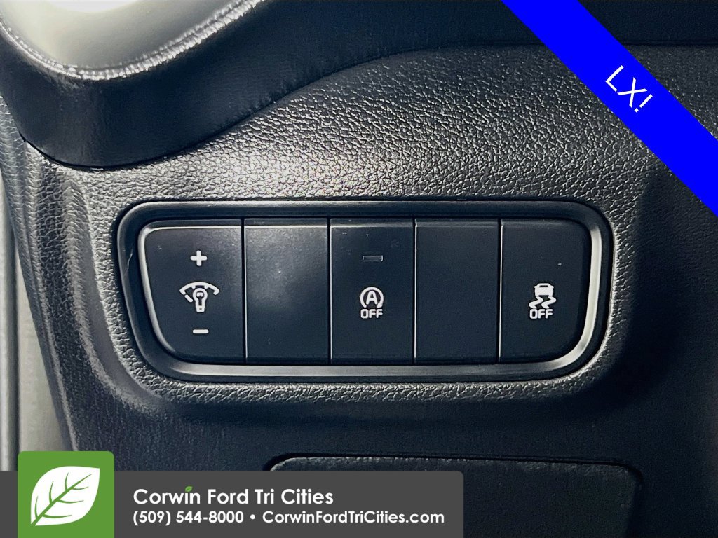 Used 2021 Kia Soul LX FWD image 18