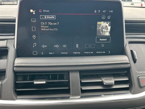 Used 2022 GMC Yukon SLT w/ SLT Premium Package image 30