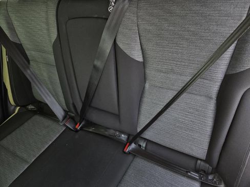 Certified 2023 Nissan Rogue SV FWD image 12
