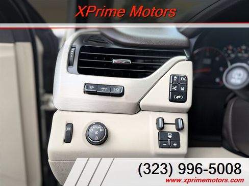 Used 2015 GMC Yukon Denali w/ Premium Package RWD image 20