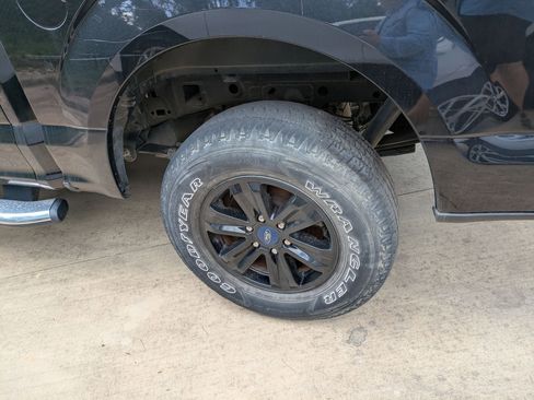 Used 2019 Ford F150 XLT image 7