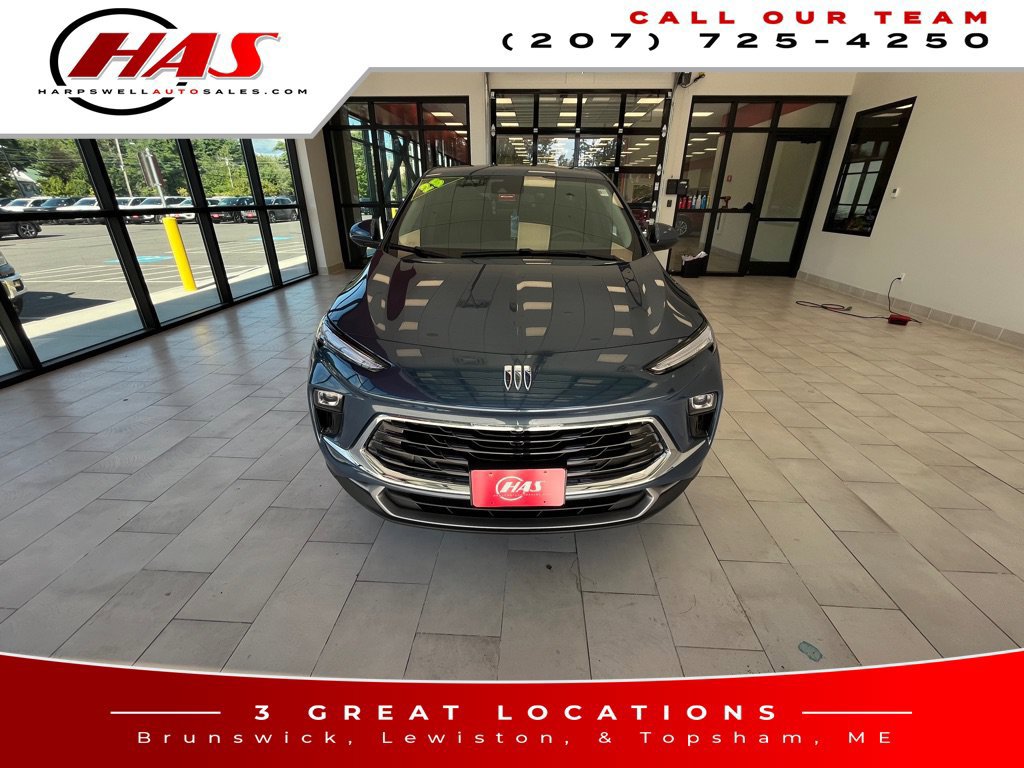 Used 2025 Buick Encore GX Preferred w/ Comfort Package AWD/4WD image 10