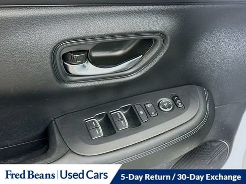 Used 2024 Honda HR-V EX-L image 23