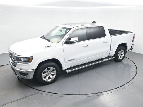 Used 2022 RAM 1500 Laramie AWD/4WD image 17