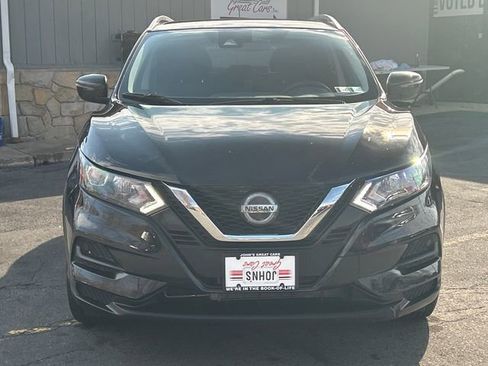 Used 2020 Nissan Rogue Sport SV image 9