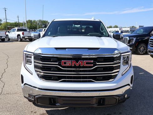 New 2026 GMC Sierra 1500 SLT w/ SLT Premium Plus Package AWD/4WD image 29