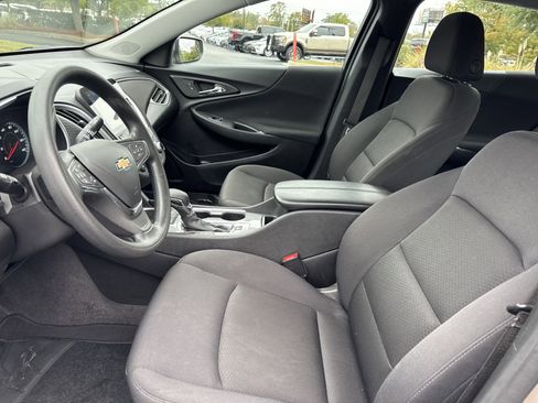 Used 2024 Chevrolet Malibu LT image 13