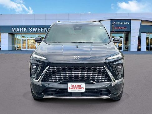 Used 2025 Buick Enclave Avenir w/ Super Cruise Package AWD/4WD image 2