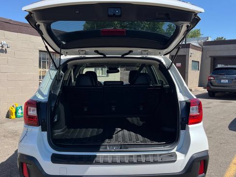 Used 2018 Subaru Outback 2.5i Limited w/ Popular Package #2 AWD/4WD image 23