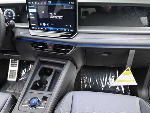 New 2026 Volkswagen Tiguan SE R-Line image 44