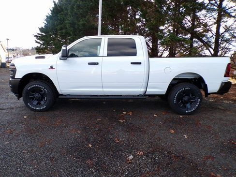 New 2026 RAM 2500 Tradesman AWD/4WD image 2