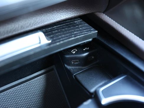 Used 2022 Mercedes-Benz GLE 350 4MATIC image 28