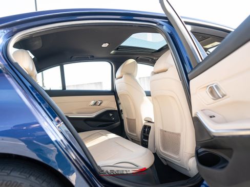 Used 2019 BMW 330i xDrive Sedan w/ Convenience Package image 19