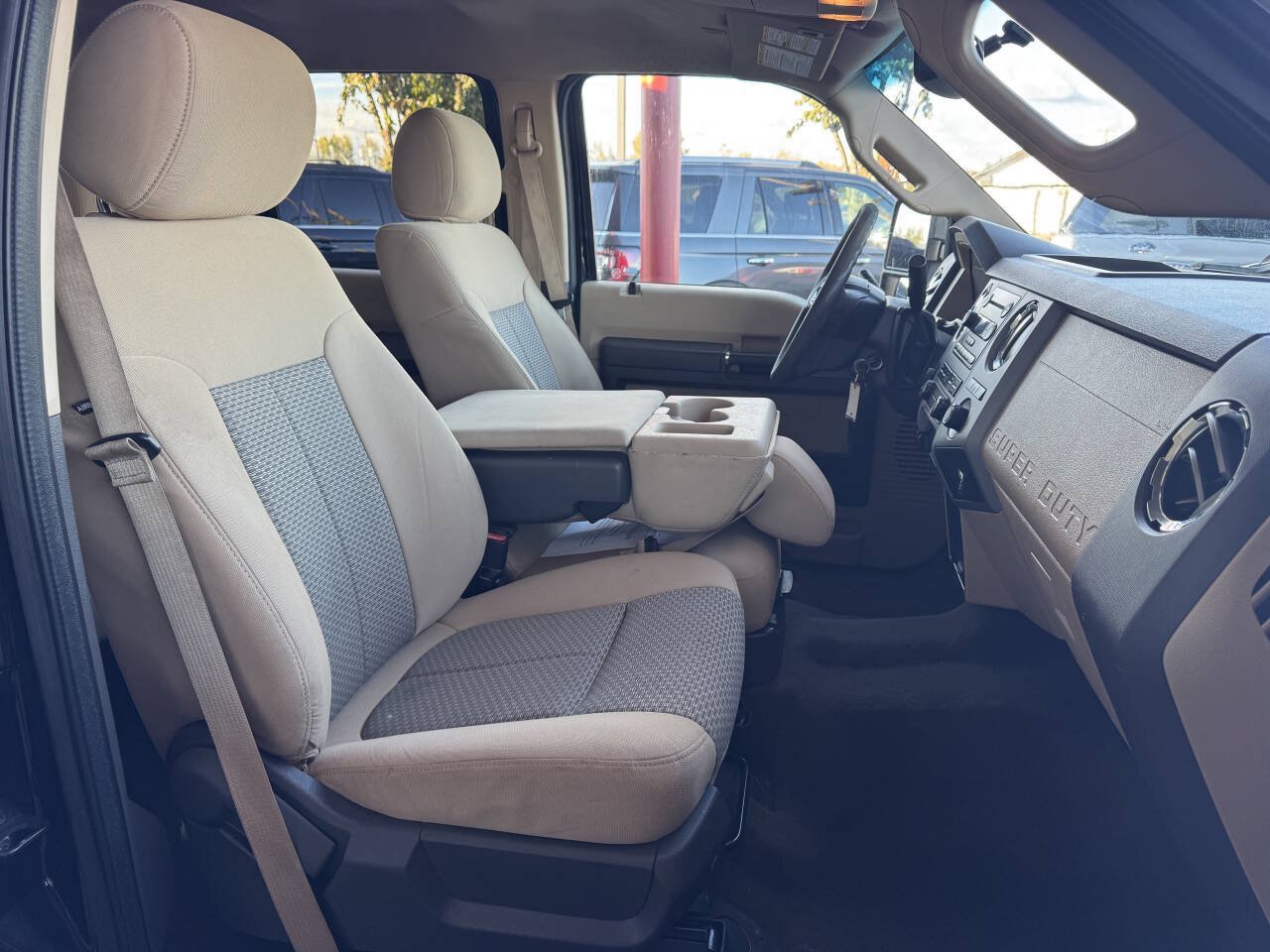 Used 2016 Ford F250 XLT AWD/4WD image 6
