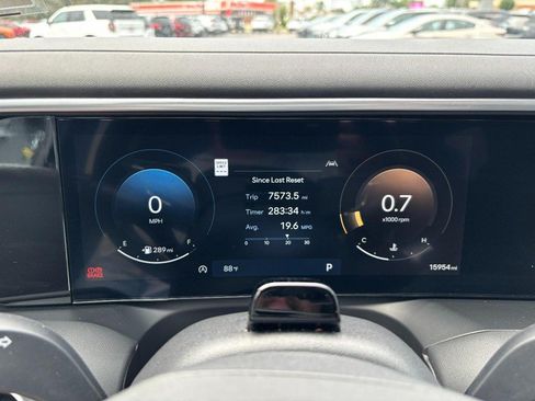 Used 2026 Hyundai Palisade SEL FWD image 17