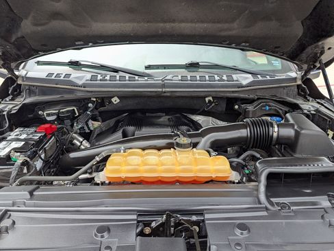 Used 2018 Ford F150 Lariat w/ Equipment Group 502A Luxury image 32