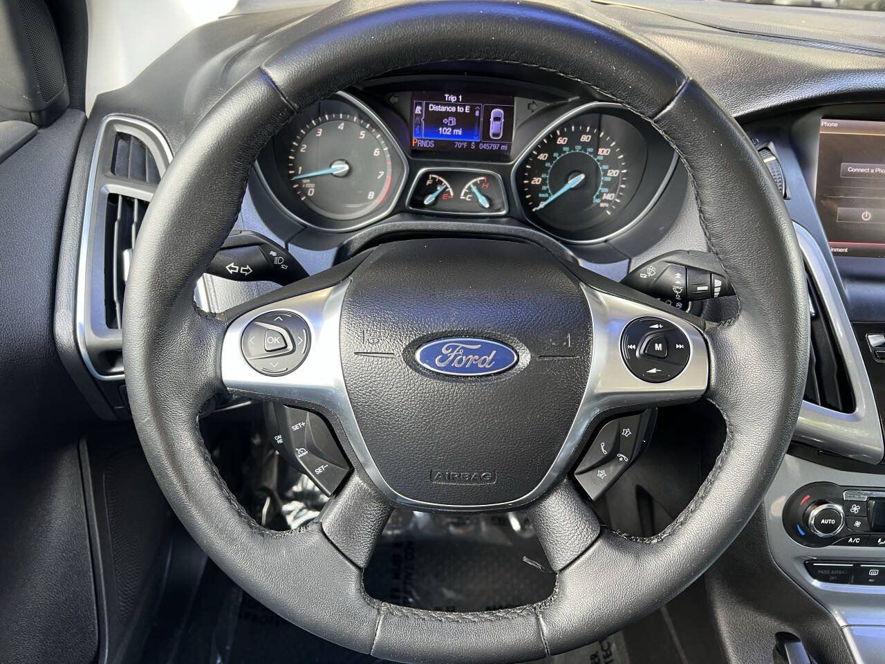 Used 2013 Ford Focus Titanium FWD image 14