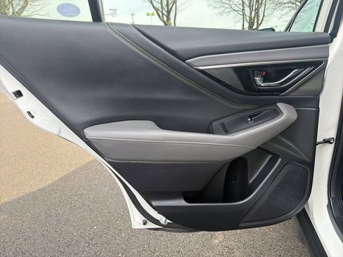 Certified 2025 Subaru Outback Onyx Edition image 17