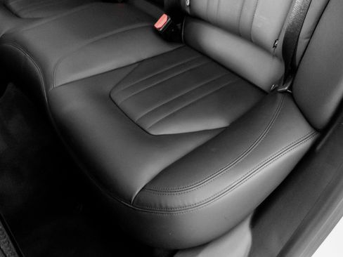 Used 2023 Maserati Ghibli Modena image 33