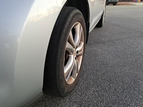 Used 2011 Nissan Murano LE w/ Navigation Pkg image 17