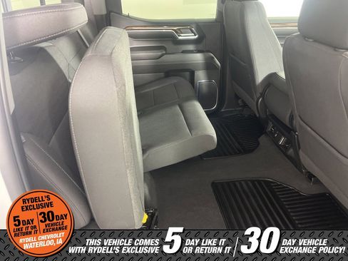Used 2024 GMC Sierra 1500 SLE w/ Preferred Package image 17