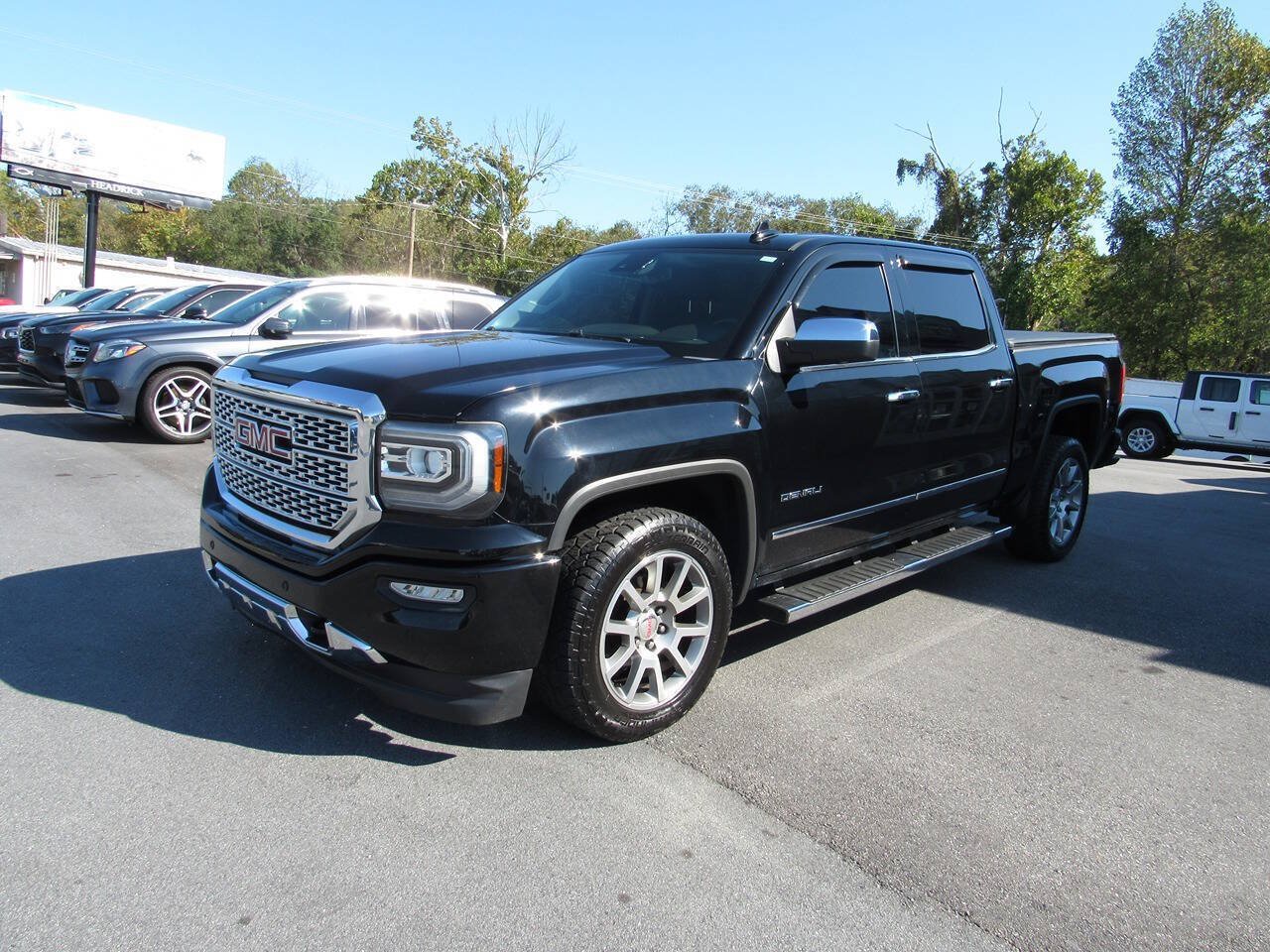 Used 2017 GMC Sierra 1500 Denali AWD/4WD image 8