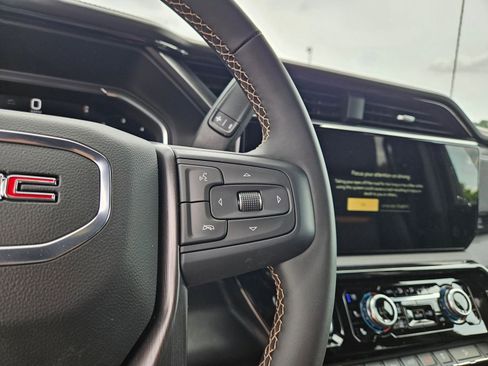 New 2026 GMC Sierra 2500 AT4 w/ AT4 Premium Plus Package AWD/4WD image 13