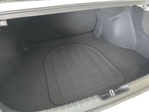 New 2026 Hyundai Elantra Hybrid FWD image 16