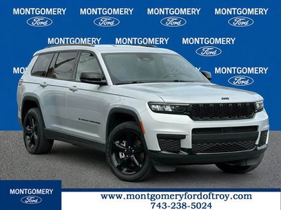 Used 2023 Jeep Grand Cherokee L Laredo