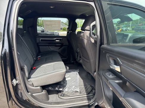 New 2026 RAM 1500 4x4 Crew Cab image 22