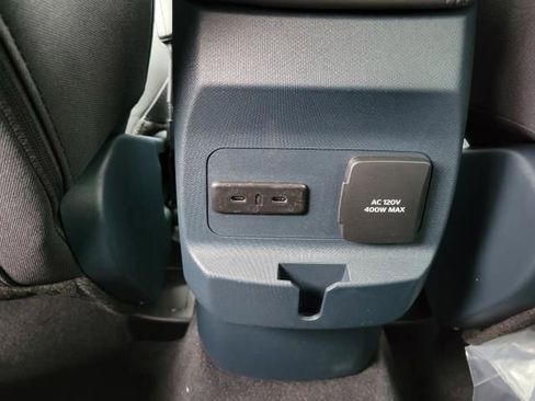 New 2025 Ford Maverick XLT w/ XLT Luxury Package image 16