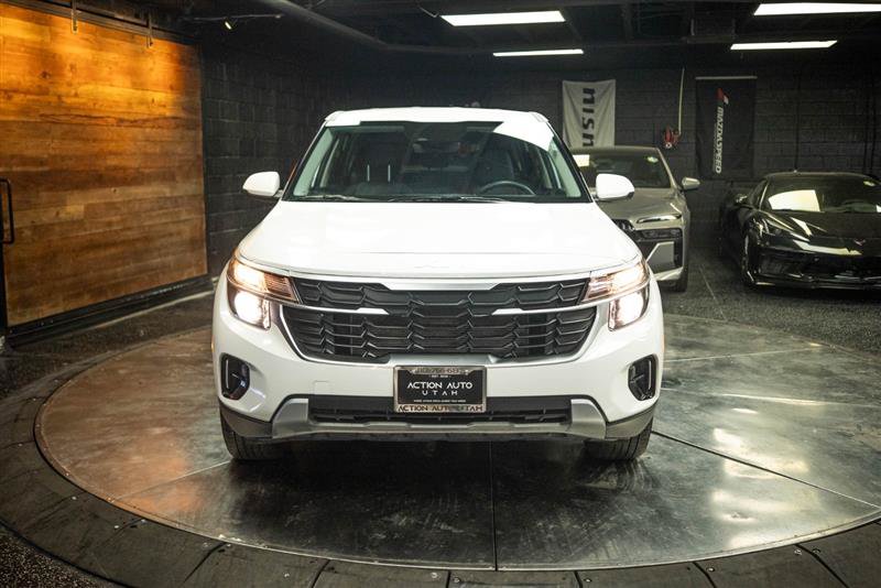Used 2026 Kia Seltos LX AWD/4WD image 4