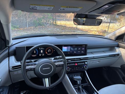 Used 2025 Hyundai Tucson SEL image 36