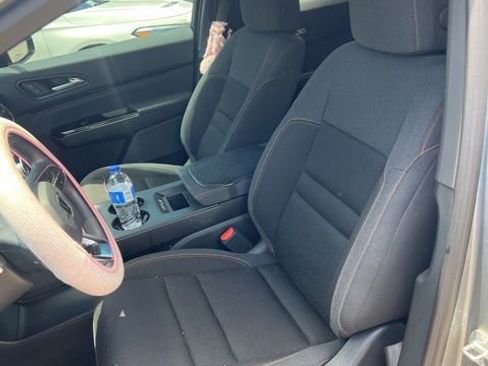 Used 2024 Honda Prologue EX image 14