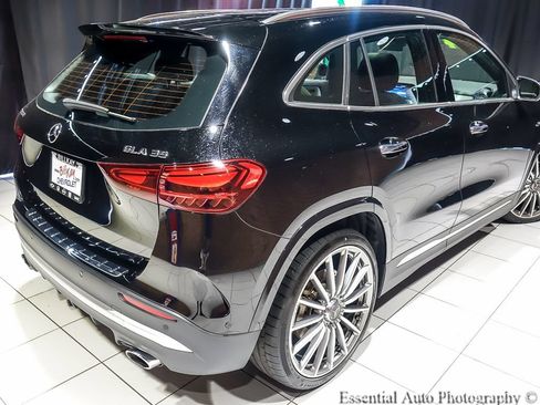 Used 2024 Mercedes-Benz GLA 35 AMG 4MATIC image 9