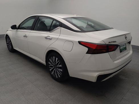 Used 2025 Nissan Altima 2.5 SV FWD image 5