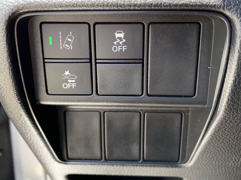 Used 2018 Honda CR-V EX image 13