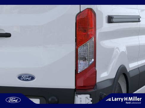 New 2026 Ford Transit 250 148 High Roof AWD image 21