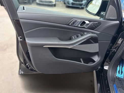 New 2026 BMW X7 M60i w/ Executive Package image 26