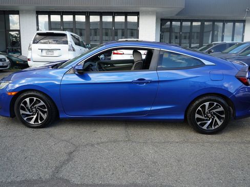 Used 2018 Honda Civic LX-P image 2