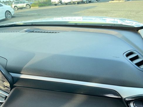 Used 2025 Chevrolet TrailBlazer LT image 33