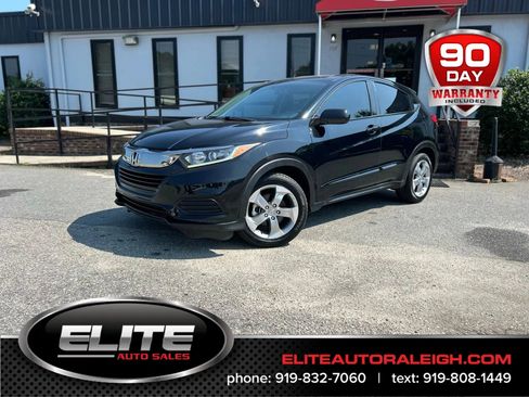 Used 2019 Honda HR-V LX image 1