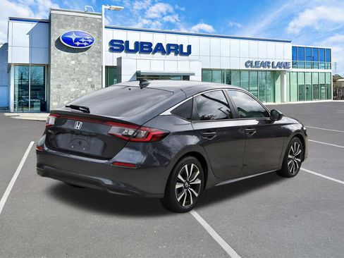 Used 2024 Honda Civic EX-L image 6