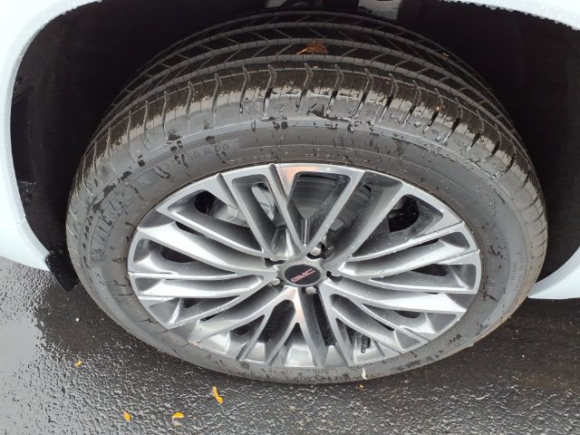 New 2027 GMC Terrain Denali w/ LPO, Floor Liner Package AWD/4WD image 13