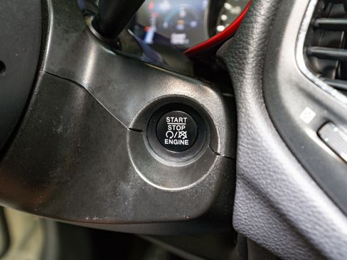 Used 2019 Jeep Compass Trailhawk w/ Cold Weather Group image 28