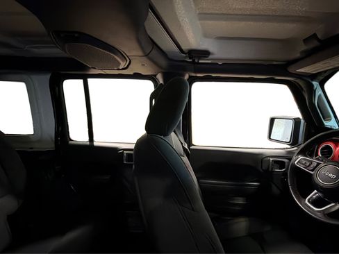 Used 2022 Jeep Wrangler Unlimited Rubicon AWD/4WD image 42