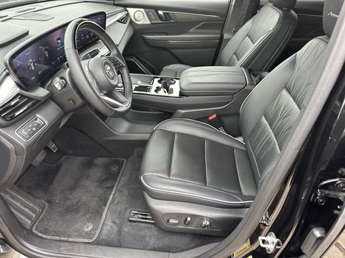Certified 2025 Buick Enclave Avenir w/ Super Cruise Package AWD/4WD image 10
