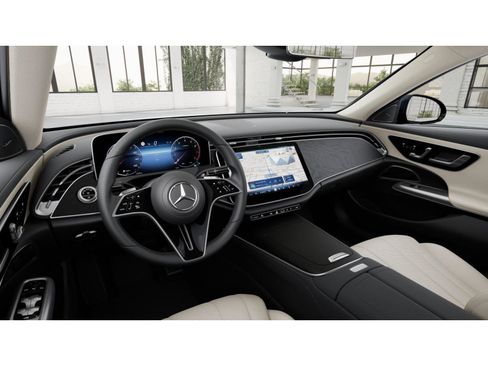 New 2026 Mercedes-Benz E 450 4MATIC Sedan image 3