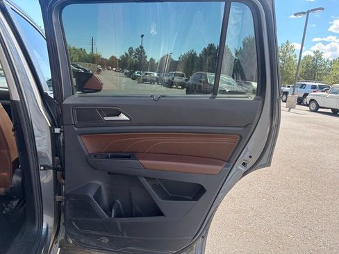 Used 2022 Volkswagen Atlas SE AWD/4WD image 13