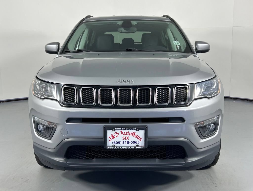 Used 2021 Jeep Compass Latitude w/ Convenience Group AWD/4WD image 2